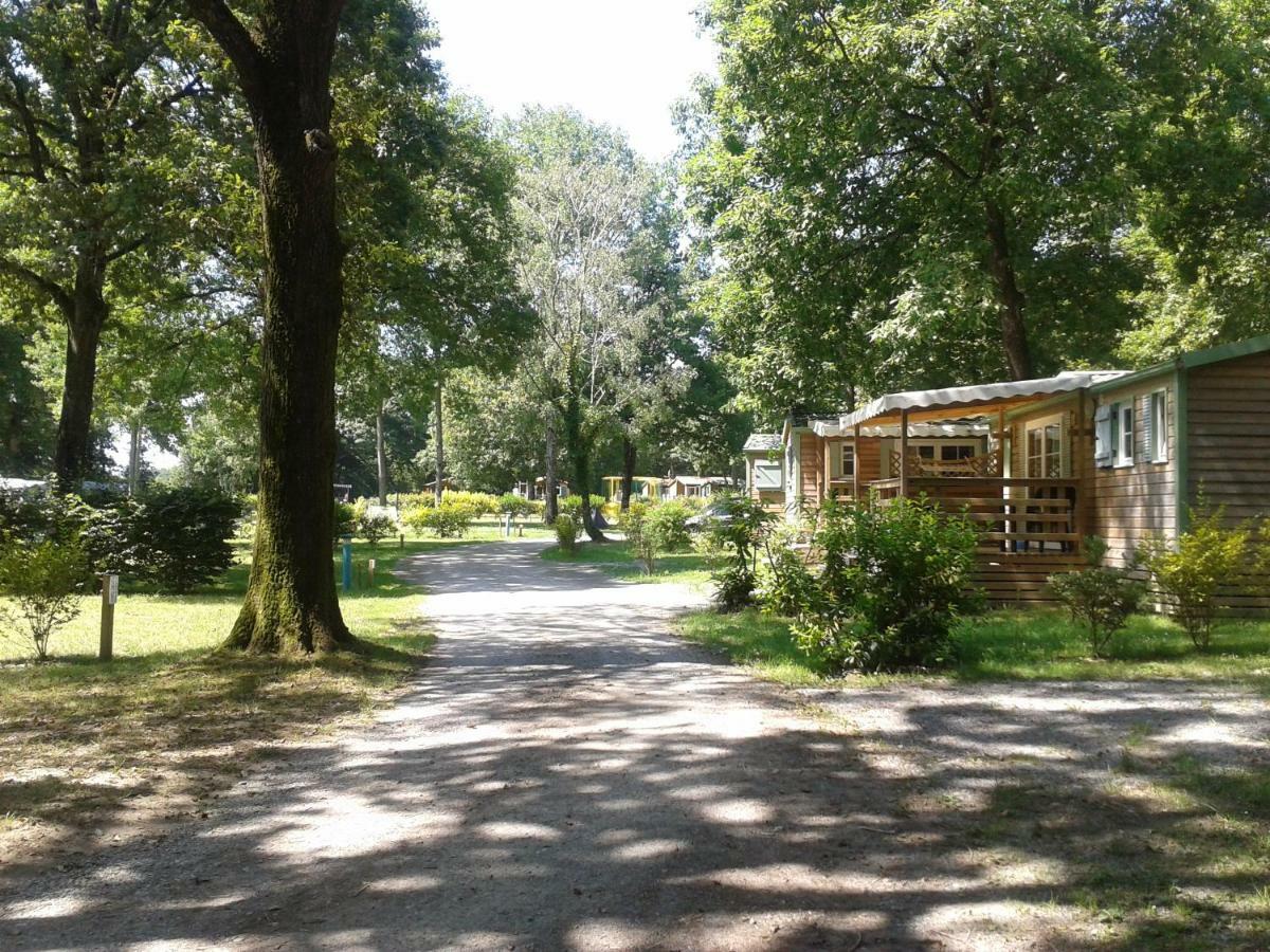 Camping Oaki Mesnard-la-Barotiere Экстерьер фото